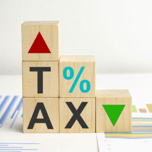 【所得税の早見表】年収から所得税を計算する方法を解説！